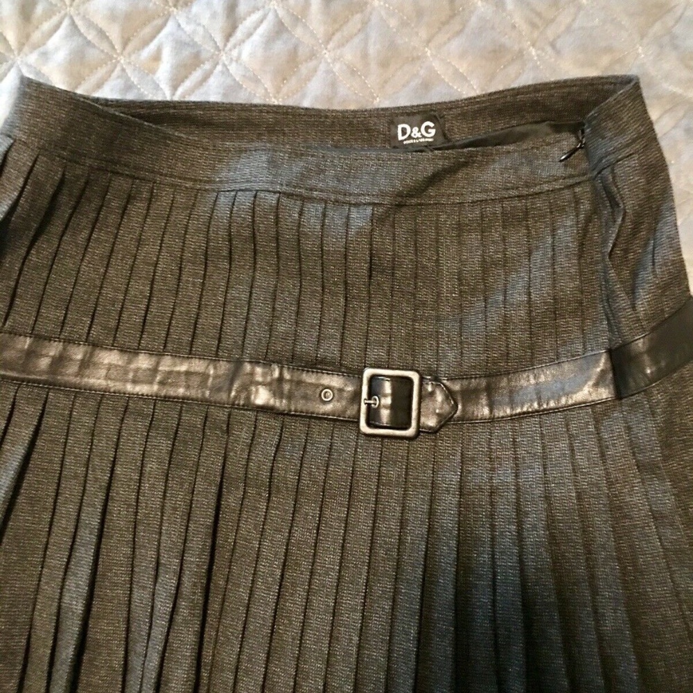 Dolce & Gabbana Pleated Mini Skirt, Size 40, US 4